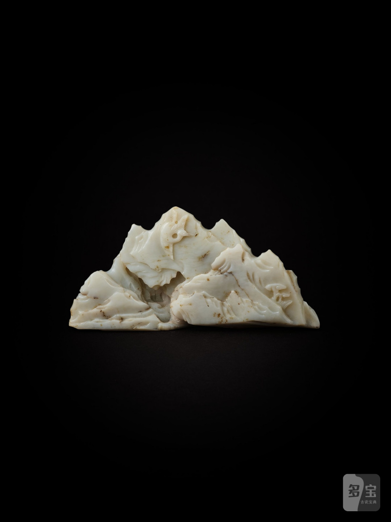 清　白玉雕福祿壽圖山子 | A SMALL CARVED WHITE JADE 'DEER AND BAT' BOULDER - 图4
